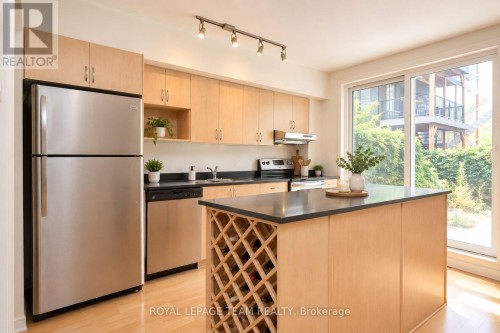 101 - 1014 Bank Street, Ottawa, ON 