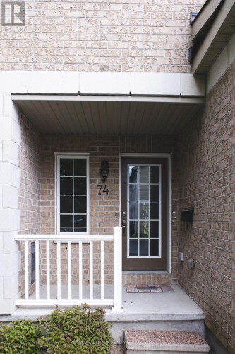 74 DUNDALK PRIVATE , Ottawa, Ontario K2J 0J5 2
