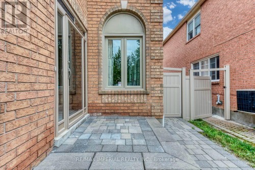925 Cardington Street, Mississauga, ON 