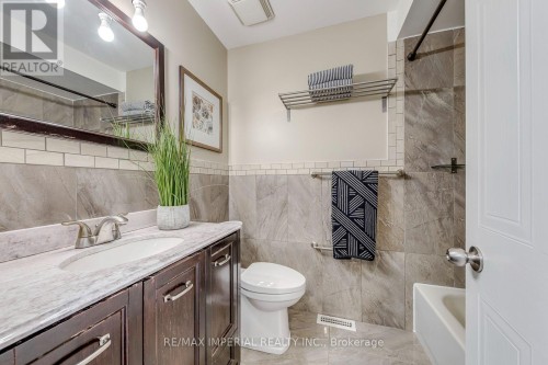 925 Cardington Street, Mississauga, ON 
