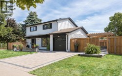8 CULHAM STREET Oakville, ON L6H 1G4