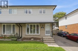 302 VANCOUVER CRESCENT Oshawa, ON L1J 5X9