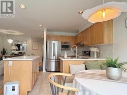 124 LANDOVER CRESCENT Ottawa, ON K2M 2W2