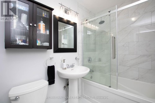 929 Merivale Road, Ottawa, ON 