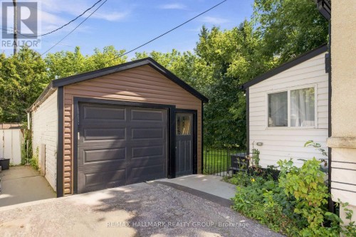 929 Merivale Road, Ottawa, ON 