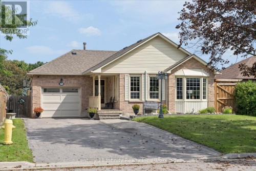 814 LOCHNESS CRESCENT  Oshawa (Mclaughlin), ON L1J 7P6
