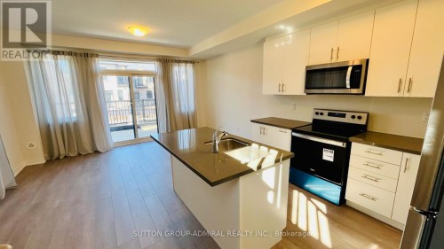 25 CHERRY HILL LANE , Barrie, Ontario L4N 6K7 4