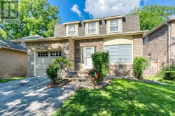 3065 SILVERTHORN DRIVE Oakville, ON L6L 5N5
