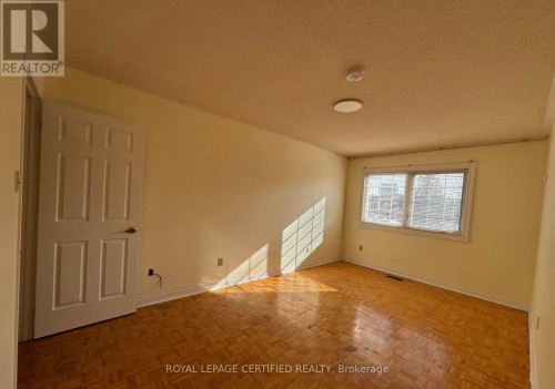 2ND FLOOR - 2 KINGSPLATE CRESCENT , Toronto, Ontario M9W 6X6 3