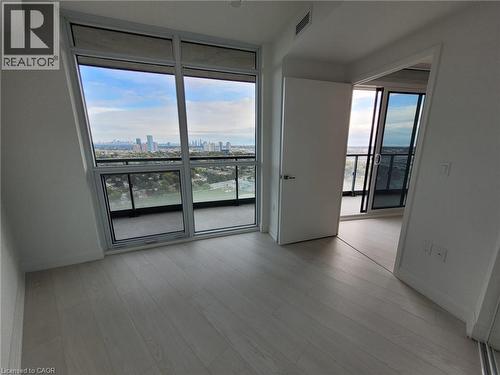 30 GIBBS Road Unit# 2807 , Etobicoke, Ontario M9B 0E4 5