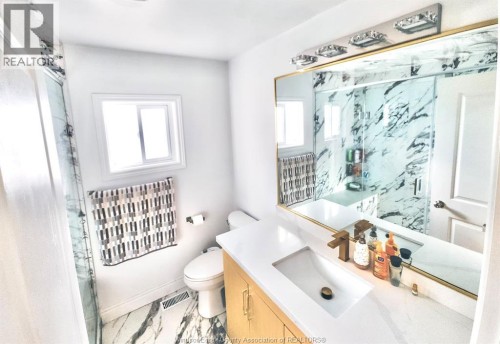 684 TALBOT ROAD Unit# MAIN , Lakeshore, Ontario N0R 1K0 4