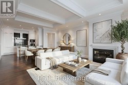 4406 - 311 BAY STREET  Toronto, ON M5H 4G5
