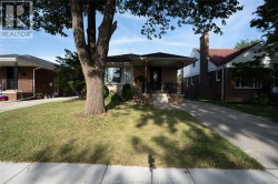2250 Woodlawn AVENUE Windsor, ON N8W 2H3