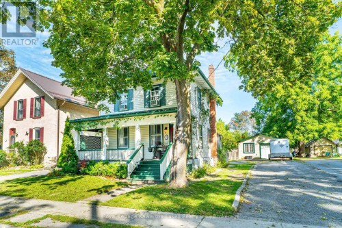 18 MELBOURNE STREET W  Kawartha Lakes (Lindsay), ON K9V 2S6