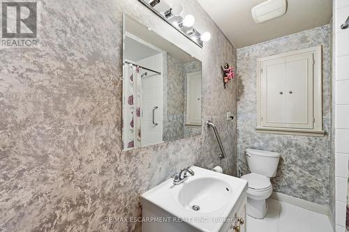 522 Enfield Road, Burlington, ON 