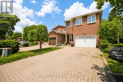 55 Deerpark Crescent, Brampton, ON 