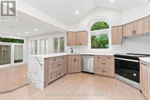 2068 Stewart Crescent, Mississauga, ON 