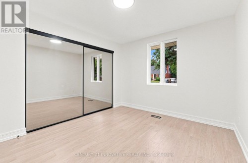 2068 Stewart Crescent, Mississauga, ON 