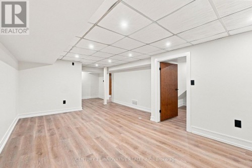 2068 Stewart Crescent, Mississauga, ON 