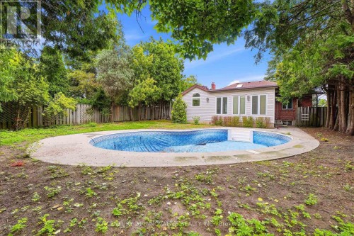 2068 Stewart Crescent, Mississauga, ON 