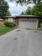 35 BLOOMSBURY COURT Hamilton, ON L9G 4L6