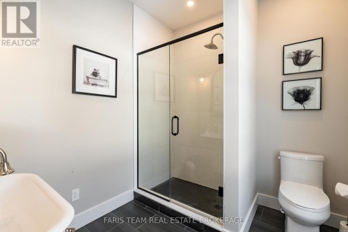 1555 Baseline Road S, Tiny, ON 