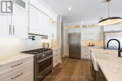1555 Baseline Road S, Tiny, ON 