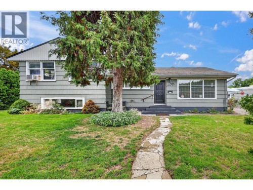 471 Cadder Avenue  Kelowna, BC V1Y 5N2