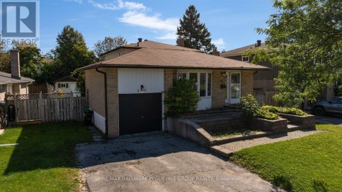 46 COLLEGE CRESCENT  Barrie, ON L4M 2W3