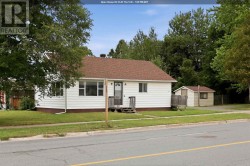 1572 Wellington ST E Sault Ste. Marie, ON P6A 2R7