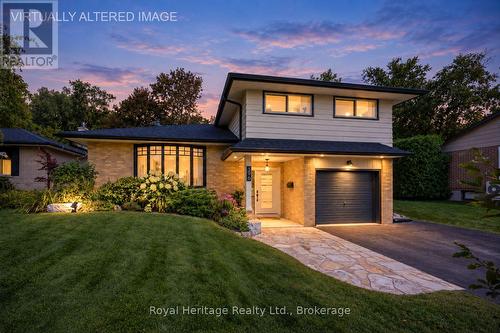 396 JANE AVENUE  Oshawa (Northglen), ON L1J 3L4