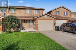 8 EPSOM ROAD Barrie, ON L4M 6R7