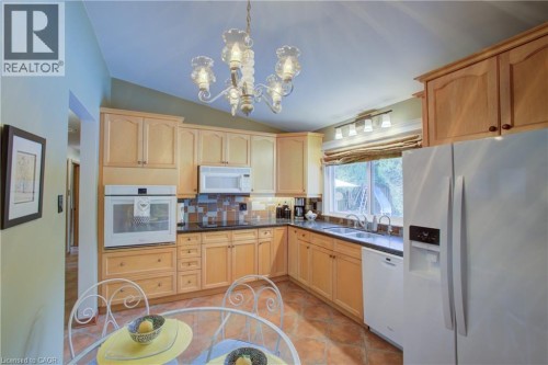 204 Manchester Road, Kitchener, ON 
