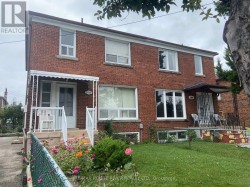 1486 LAWRENCE AVENUE W Toronto, ON M6L 1B3