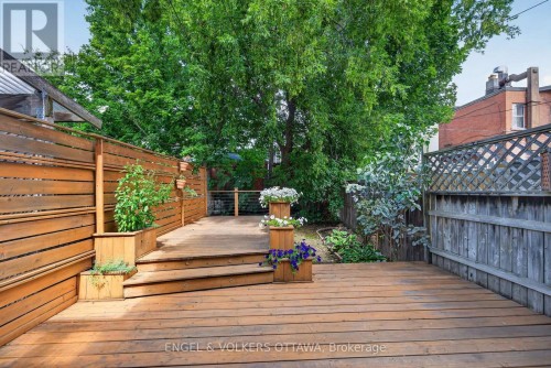 75 Eccles Street, Ottawa, ON 