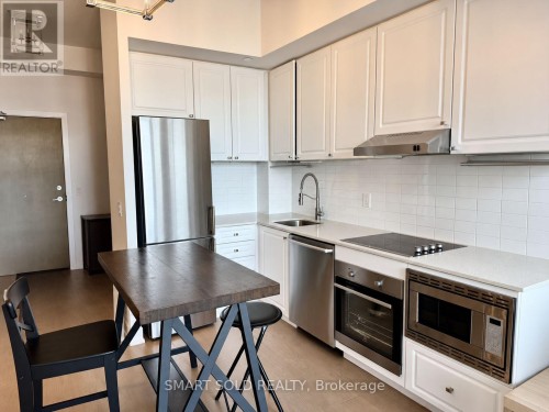 603 - 7 KENASTON GARDENS , Toronto, Ontario M2K 0E9 4