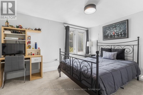 1807 Balsam Avenue, Mississauga, ON 