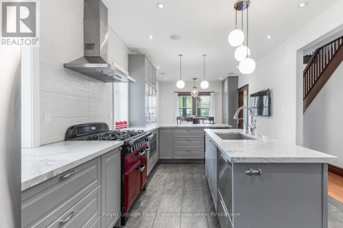 1807 Balsam Avenue, Mississauga, ON 