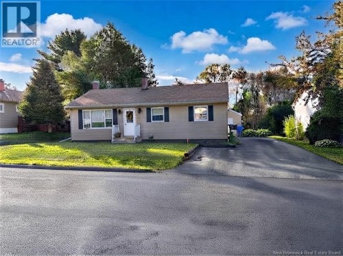 20 Marven Street  Miramichi, NB E1N 1W9