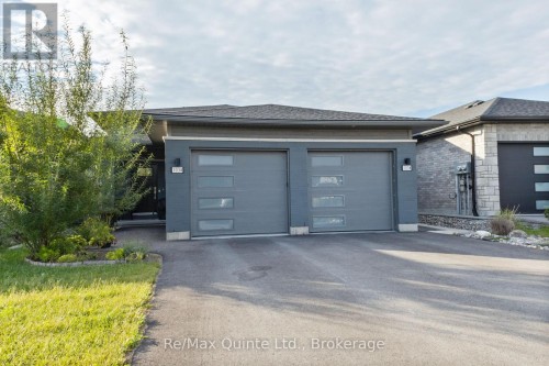 B - 103 DEWAL PLACE , Belleville (Belleville Ward), Ontario K8P 0H3 3