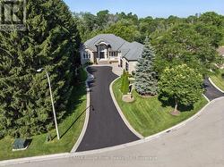 26 HANOVER COURT Whitby (Lynde Creek), ON L1N 7J2