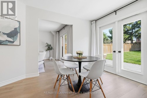 551 Deerhurst Drive, Burlington, ON 