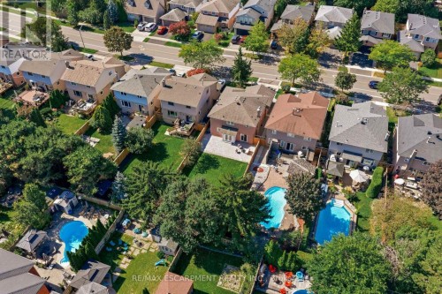 551 Deerhurst Drive, Burlington, ON 