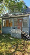 1256 King STREET  Regina, SK S4T 4E9