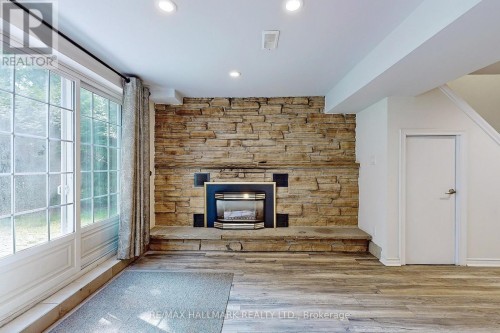BASEMENT - 63 HILLVIEW DRIVE , Newmarket, Ontario L3Y 4H8 2