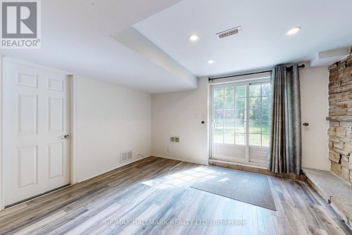 BASEMENT - 63 HILLVIEW DRIVE , Newmarket, Ontario L3Y 4H8 4