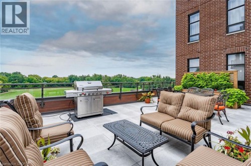 Roof-Top Terrace - 3290 New Street Unit# 607, Burlington, ON 