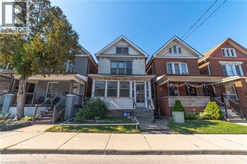 35 SHERMAN Avenue N  Hamilton, ON L8L 6L9