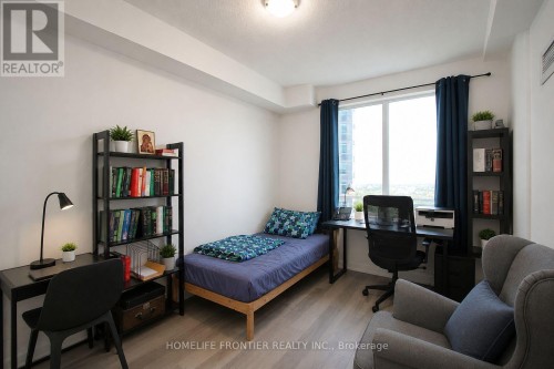 1810 - 7165 Yonge Street, Markham, ON 
