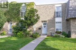 18 - 71 OLD BURNHAMTHORPE ROAD  Toronto, ON M9C 3J6